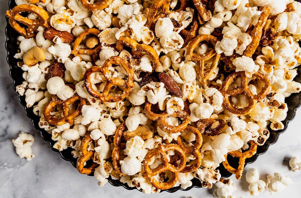 Chili-Parmesan Nut Snack Mix​